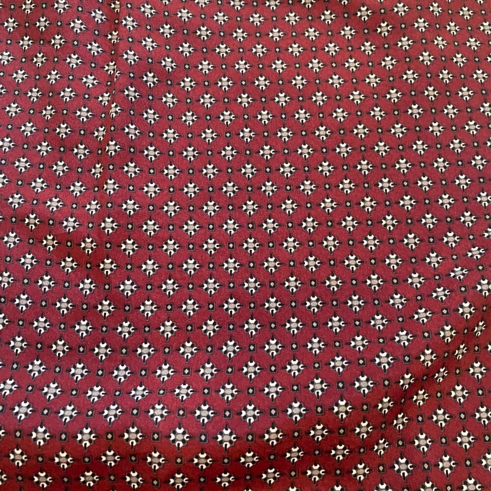 Maroon Patterned Blouse - image 3